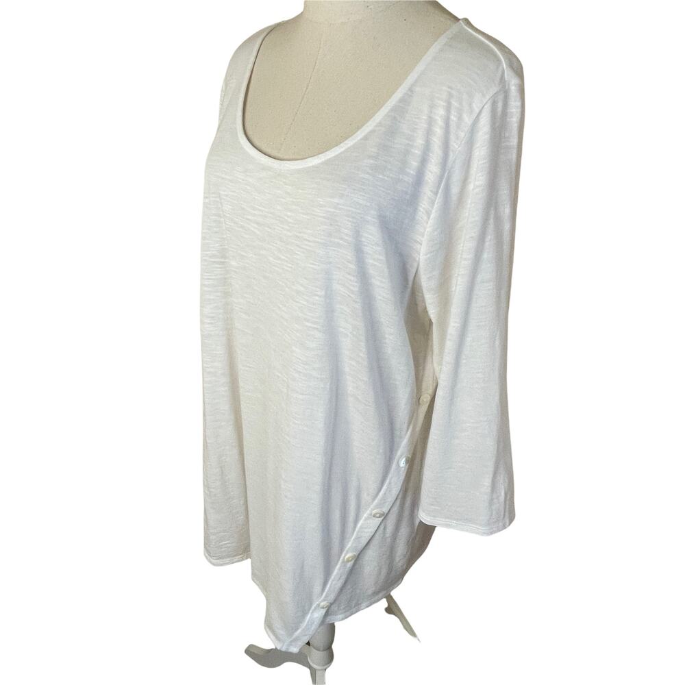 J Jill Pure Jill White Blouse Angled Upward Hem Adorned and Buttons Cotton Large